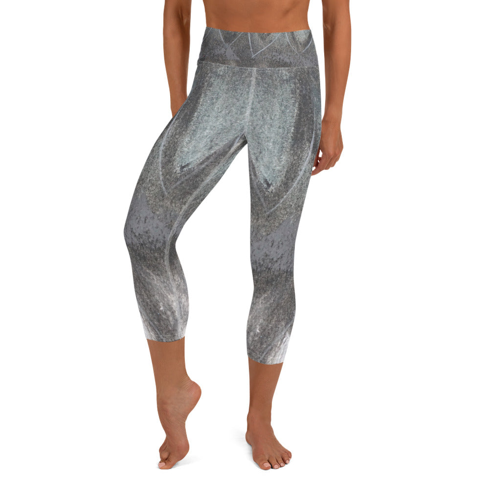 Be Elegant ~ Yoga Capri Leggings