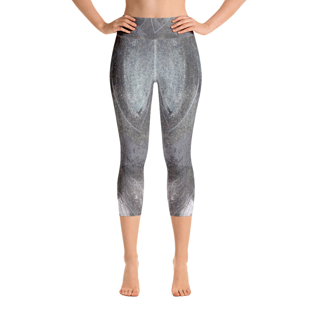 Be Elegant ~ Yoga Capri Leggings