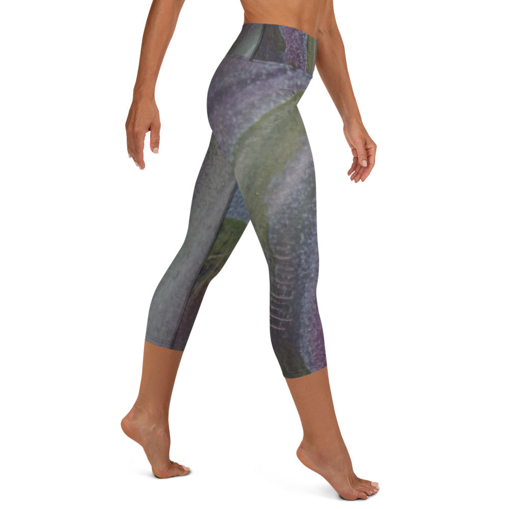 Release the Twist ~ Active Capri Leggings