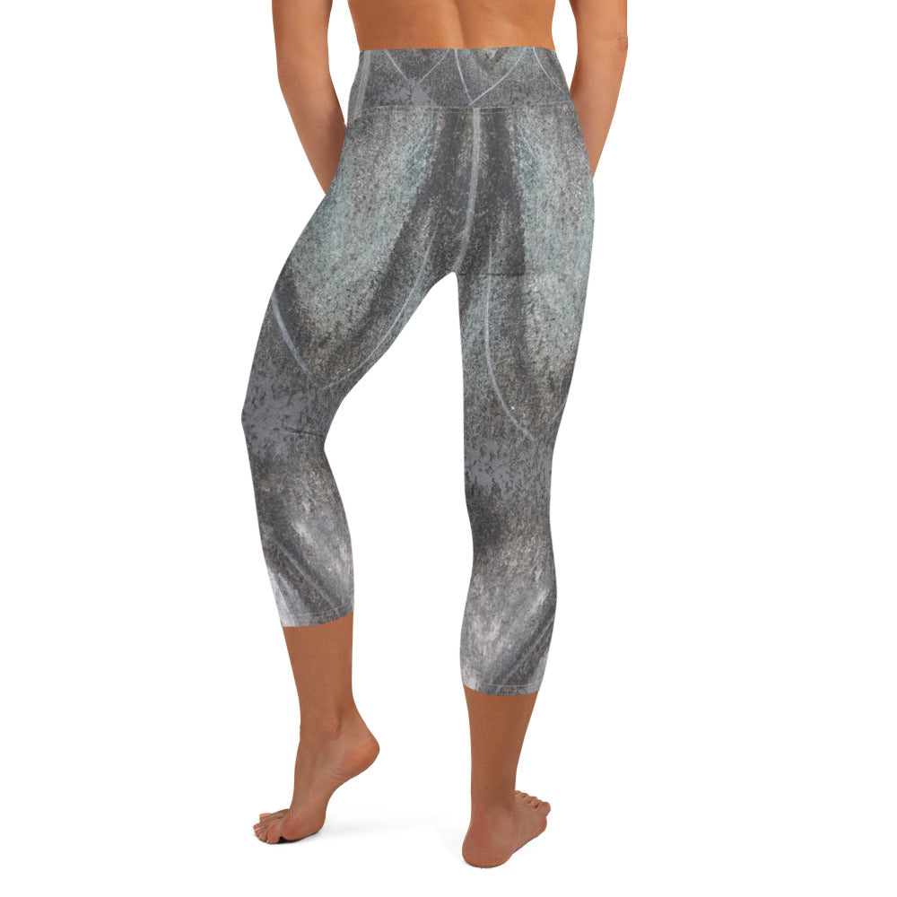 Be Elegant ~ Yoga Capri Leggings
